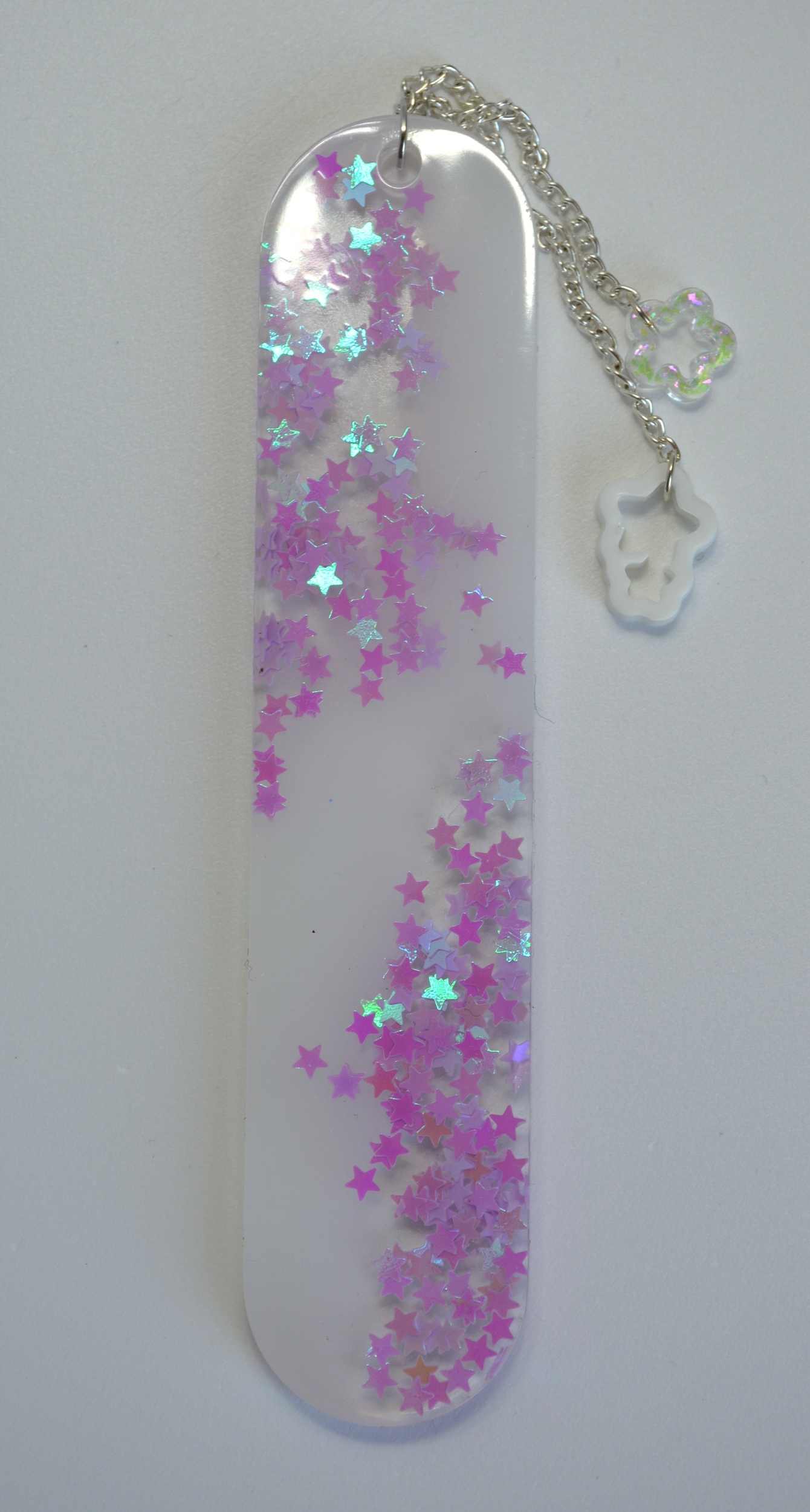 Marque page blanc étoile violette