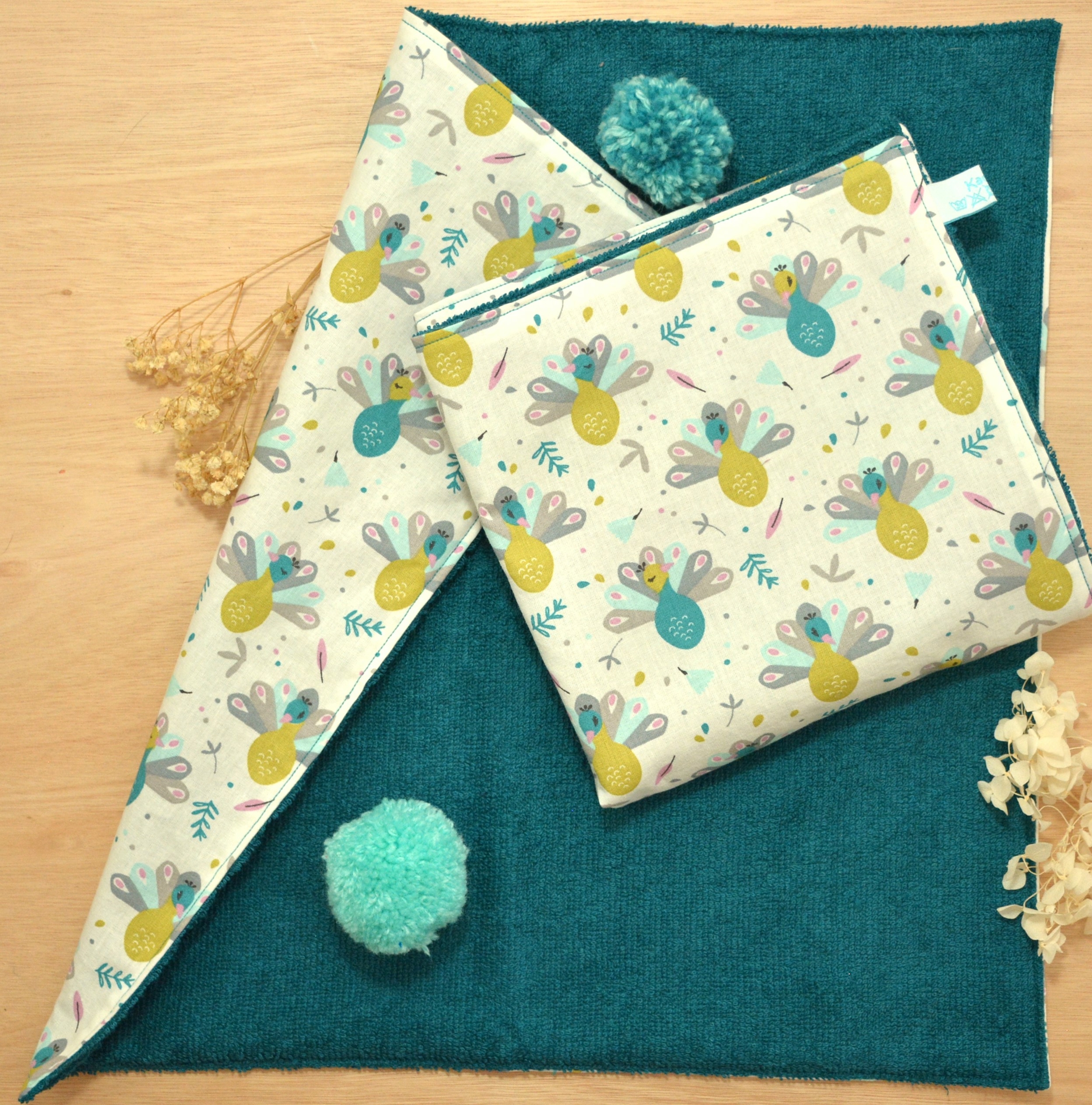 serviette de toilette enfant paon