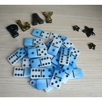 Dominos bleu et blanc