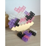 Equilibre violet, rose, noir et blanc 1