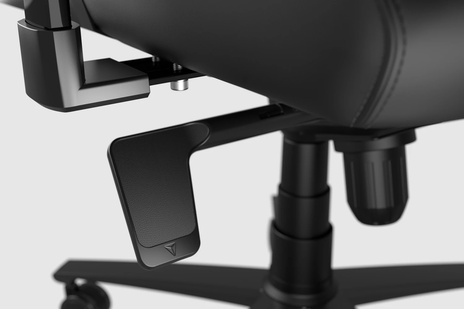 under-seat-secretlab-black
