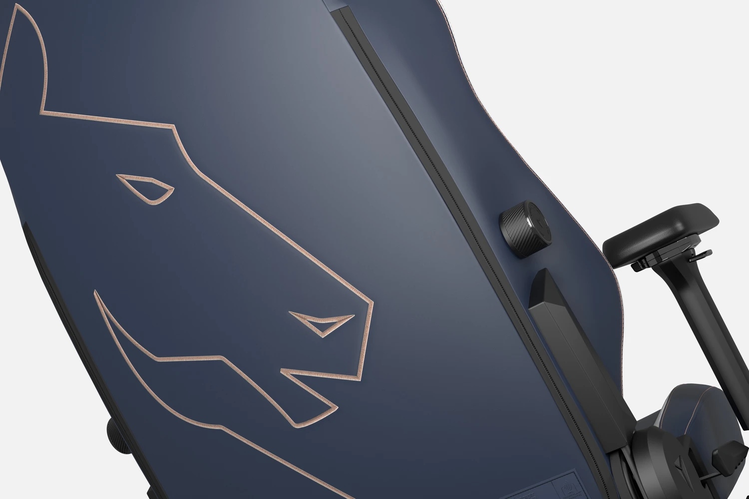 backside-secretlab-gaming-chair-team-liquid