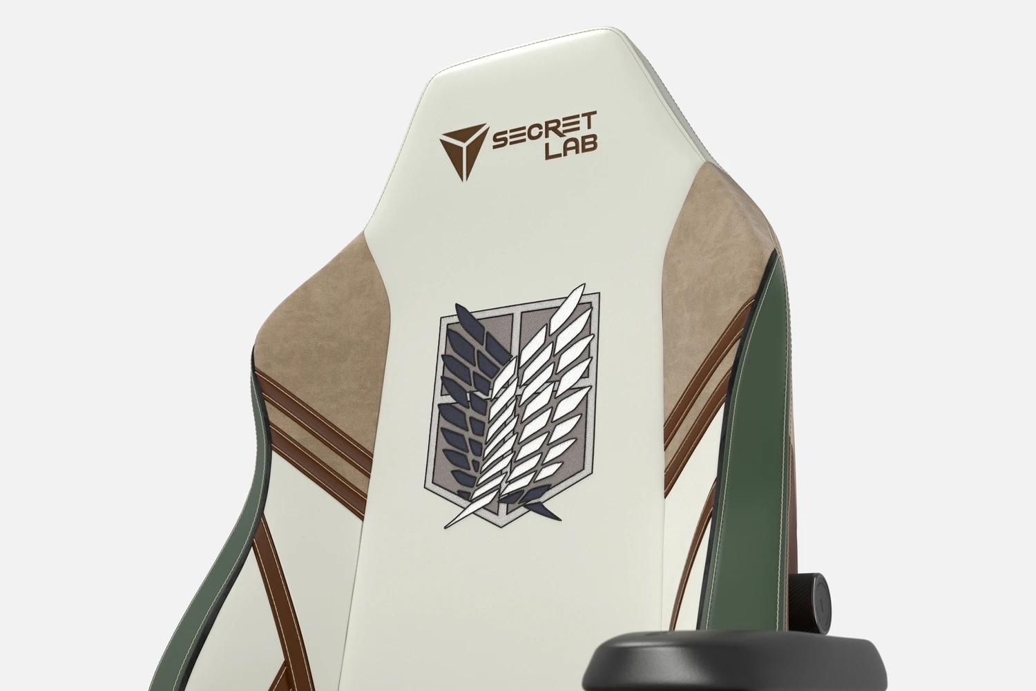 attack-on-titan-gaming-chair-front-side