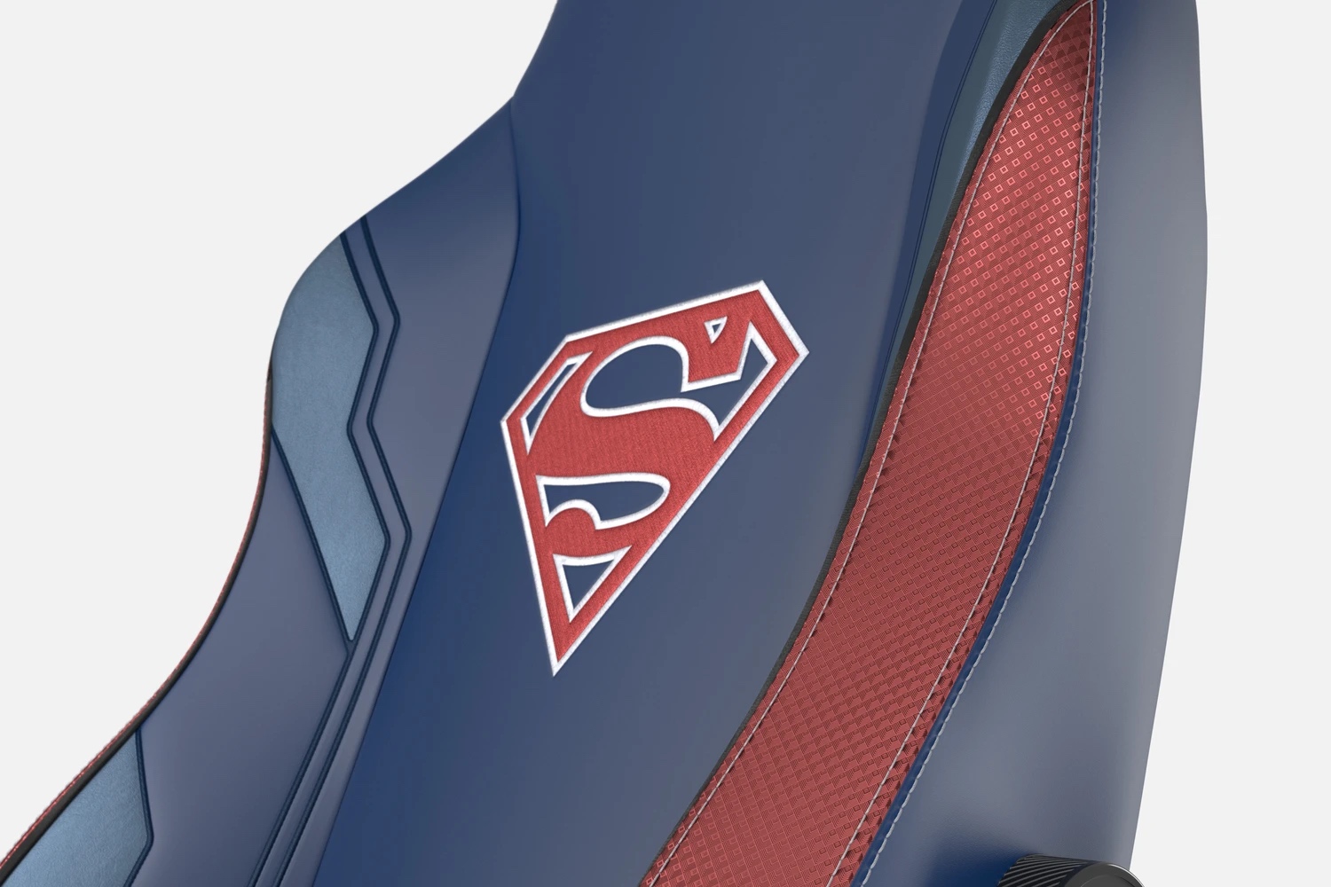superman-logo-gaming-chair