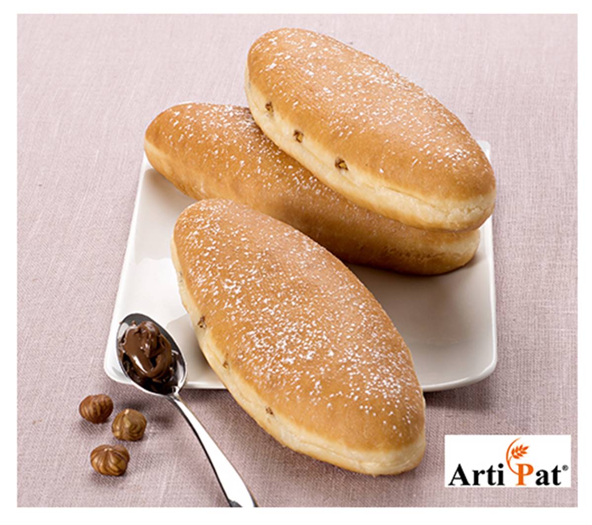 Beignet long au chocolat prêt à servir 130gr carton de 30