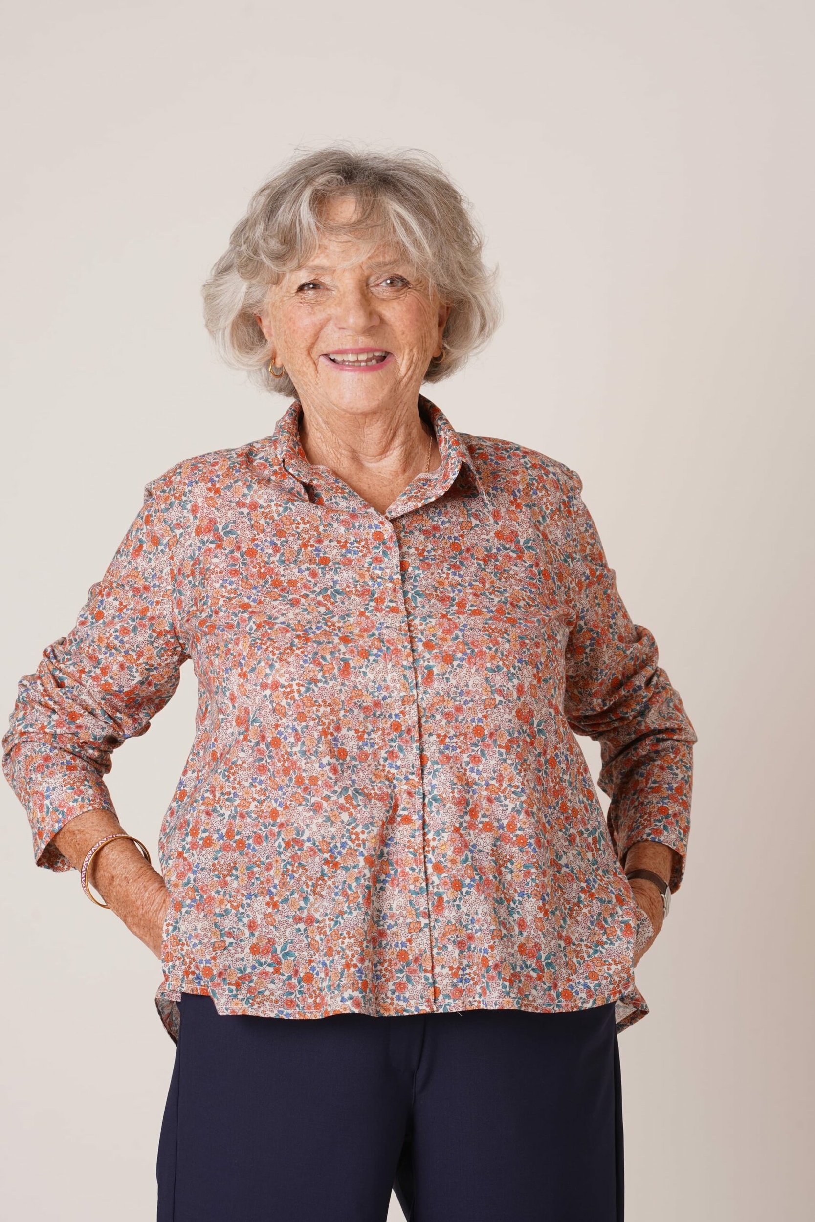 forestime-chemisier-senior-sans-boutons-fleurs-rose-scaled