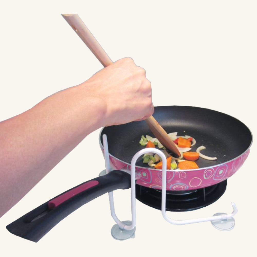 12 - Maintien casserole.