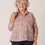 forestime-chemisier-senior-sans-boutons-charlotte-fleurs-roses-scaled-350x350