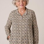 forestime-chemisier-senior-arthrose-imprime-kaki-scaled-500x500