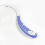 zoom-sur-le-manche-d-une-brosse-lave-dos-ergonomique