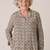 forestime-chemisier-senior-arthrose-imprime-kaki-scaled-500x500
