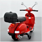 scooter-electrique-enfant-piaggio-vespa-px150-rouge-apollo 4 sur 8