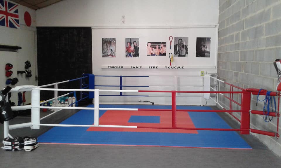 ring_de_boxe_avec_fixation_mural