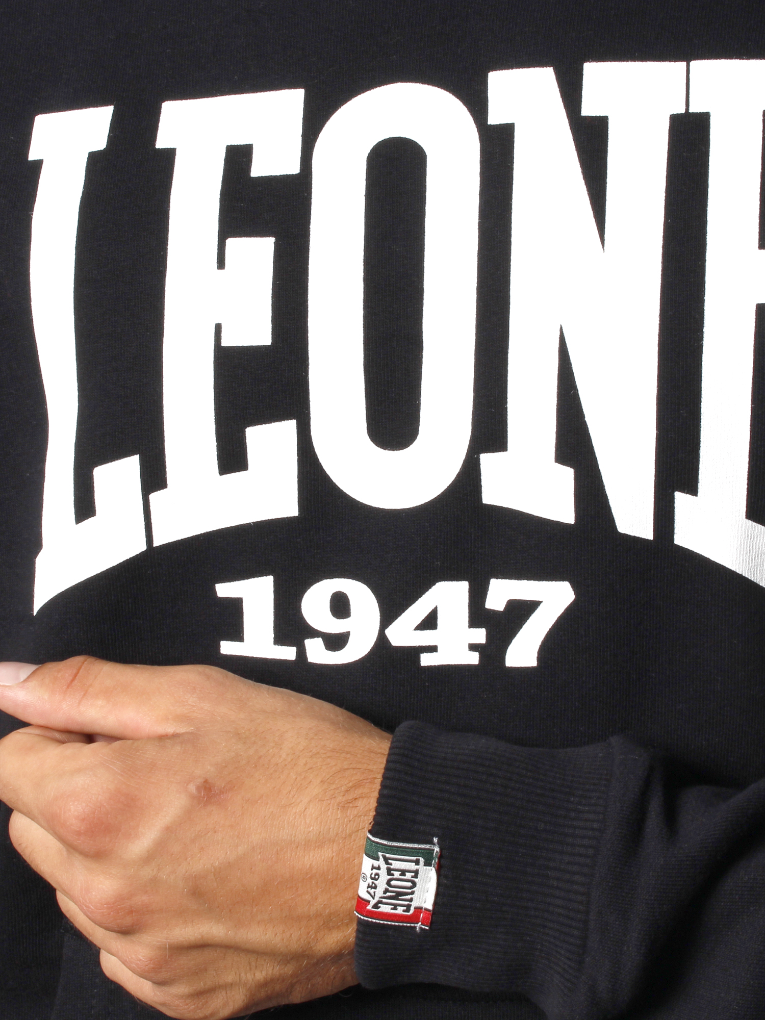 sweat-leone-1947