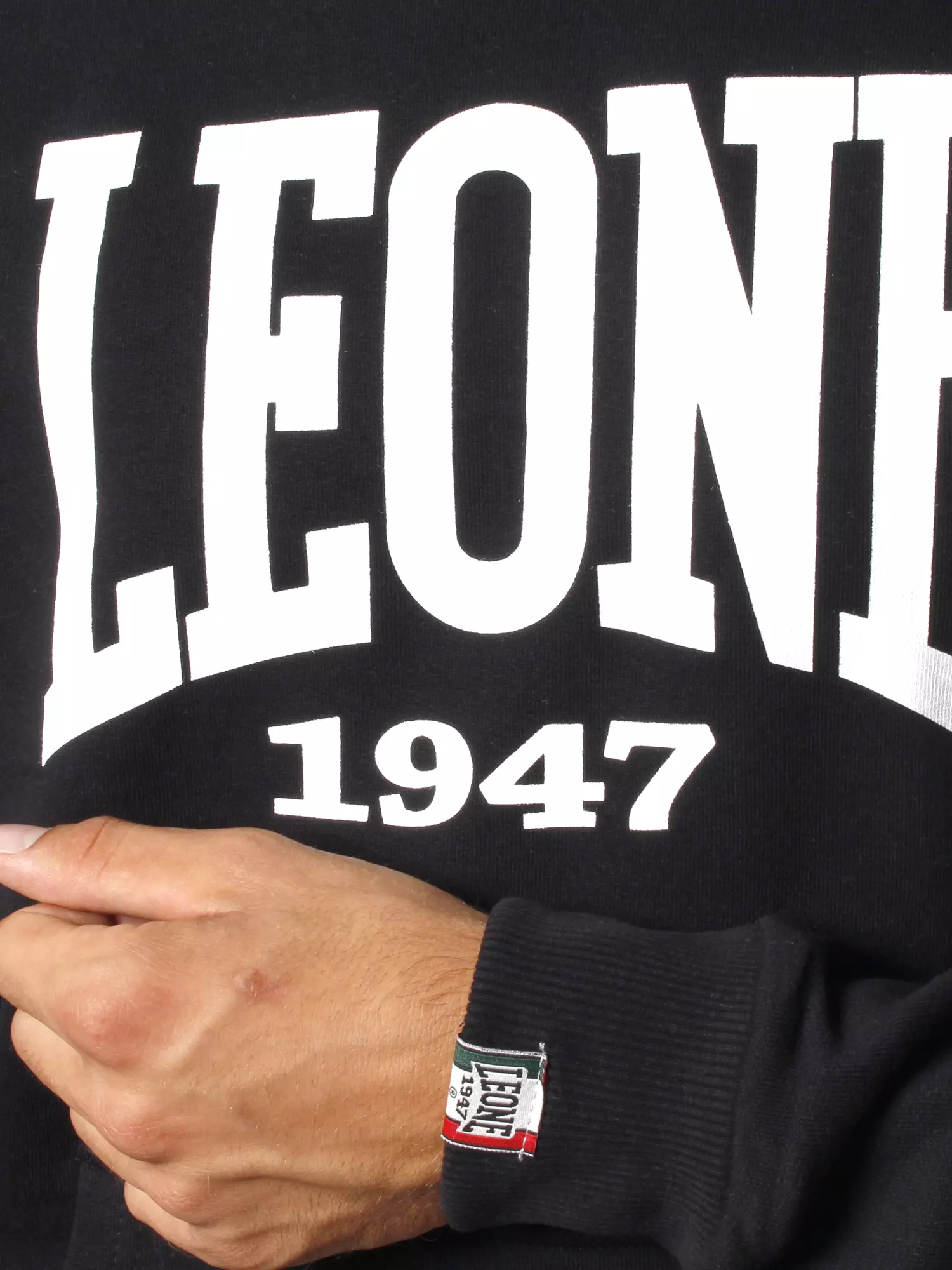 sweat-leone-1947
