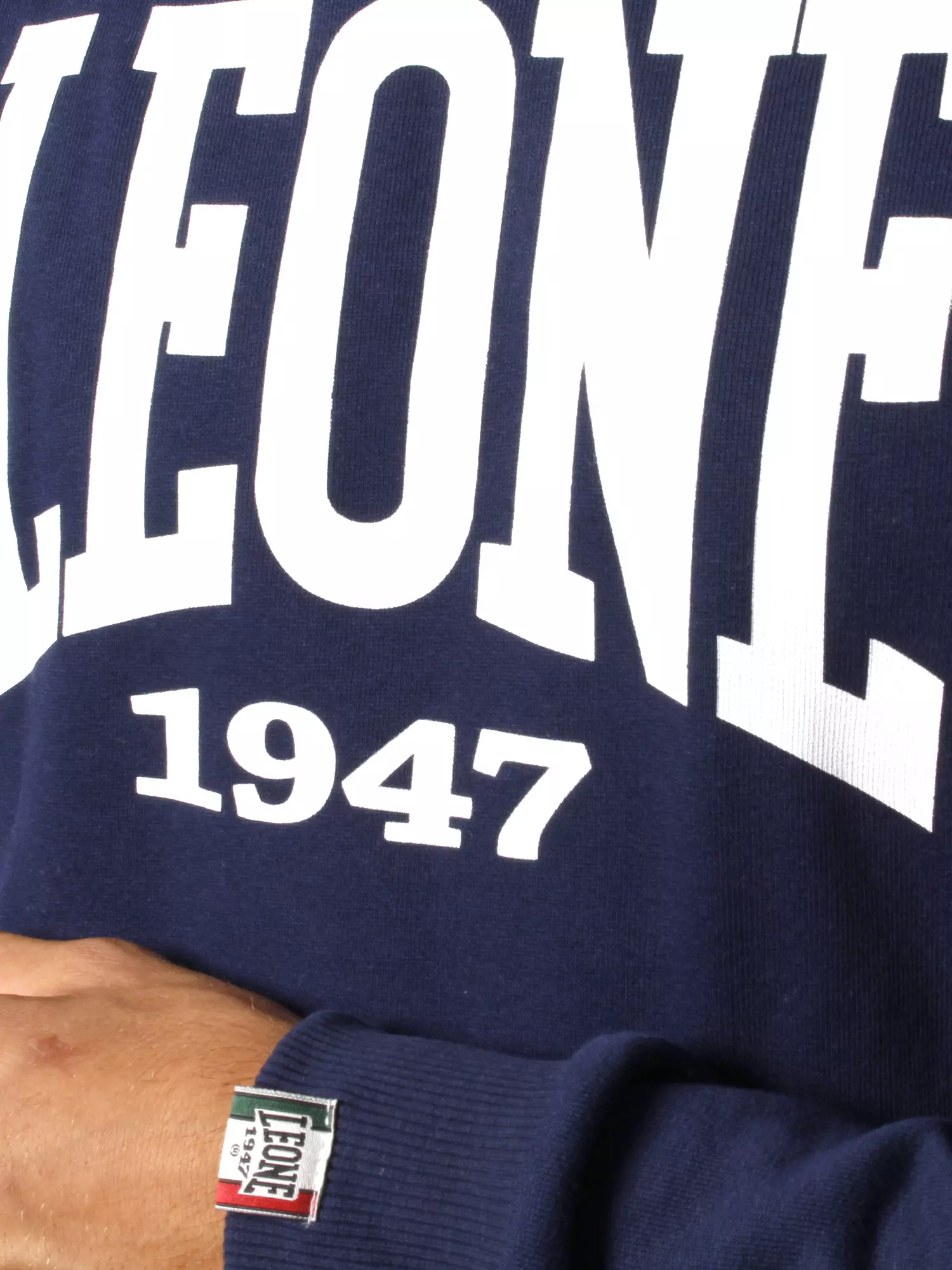 pull-leone-1947-beu
