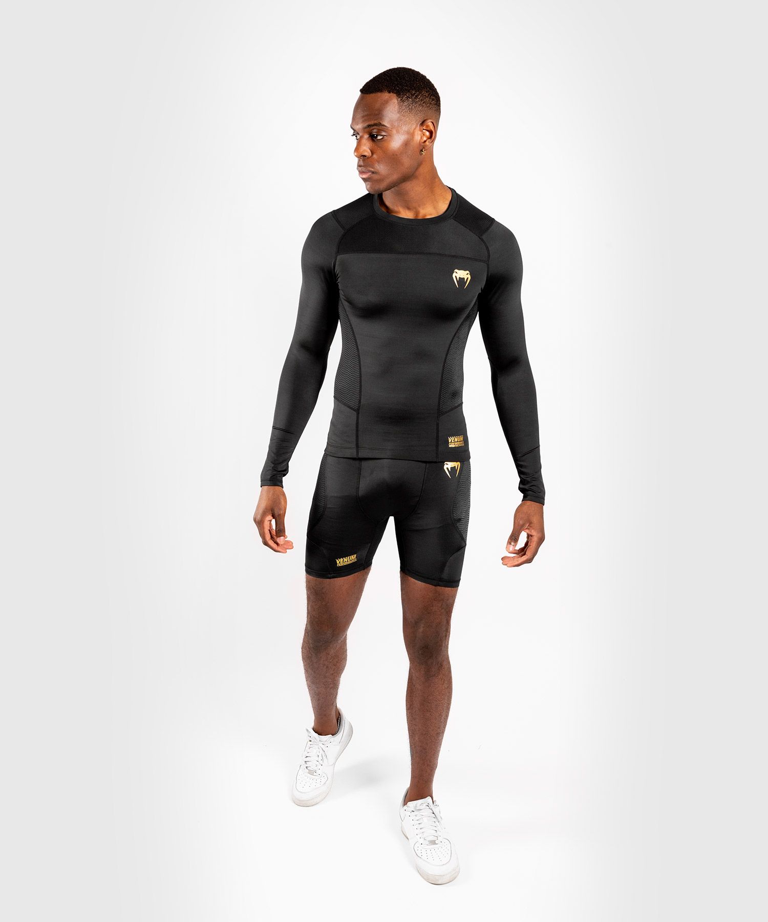 rashguard-manches-longues-venum-03726-126
