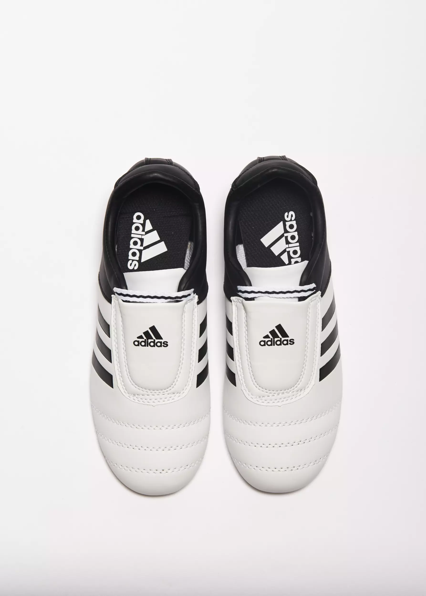 chaussures-taekwondo-adidas