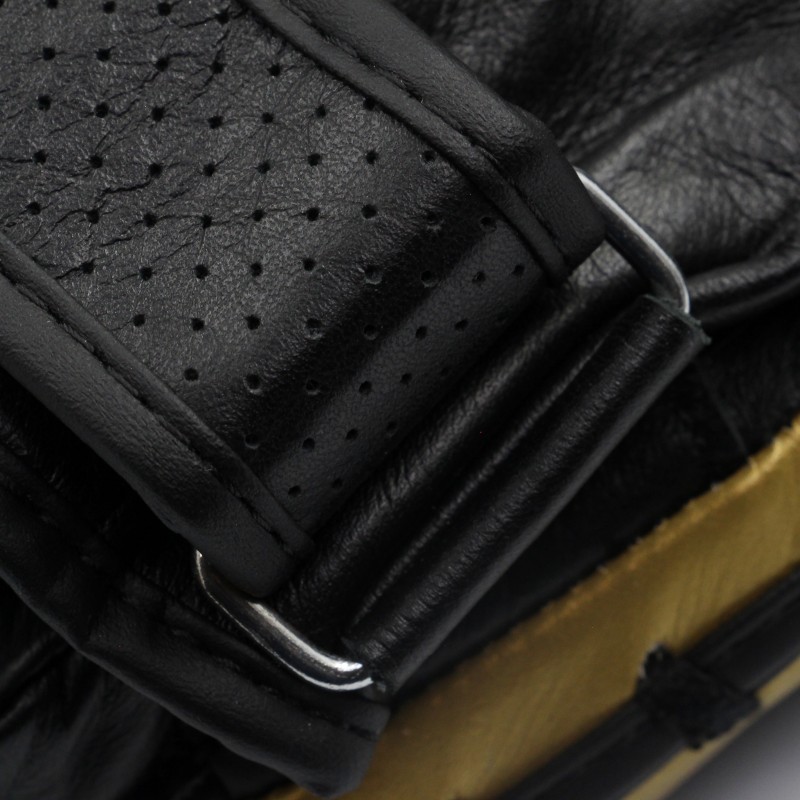 patte-ours-adidas-cuir
