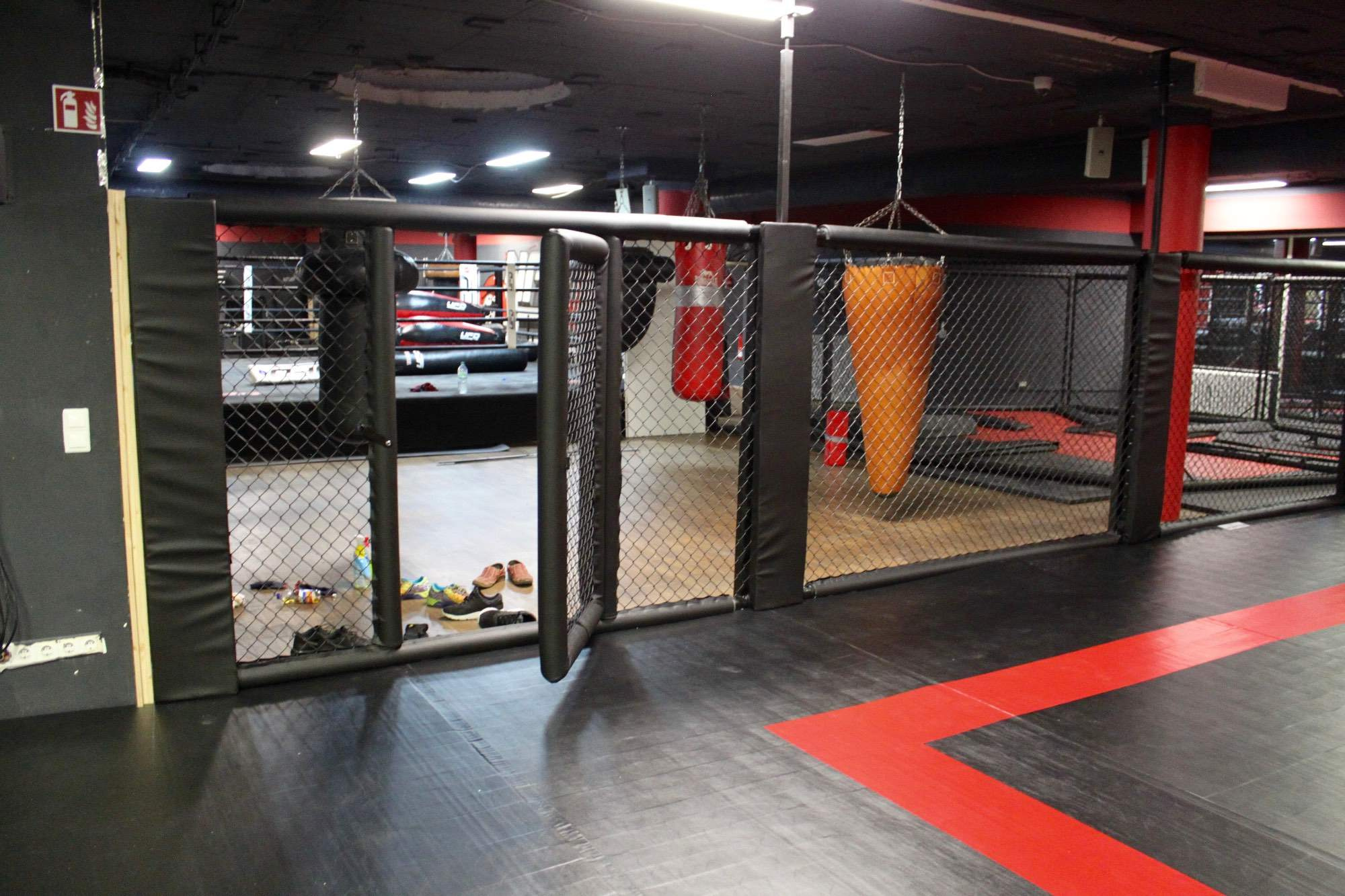 panneaux-cage-de-mma