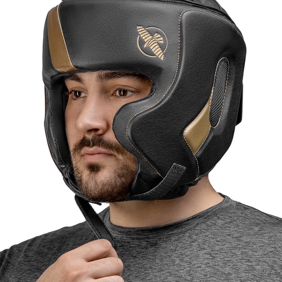 casque-de-boxe-hayabusa-chinless-noir-or-2jpg