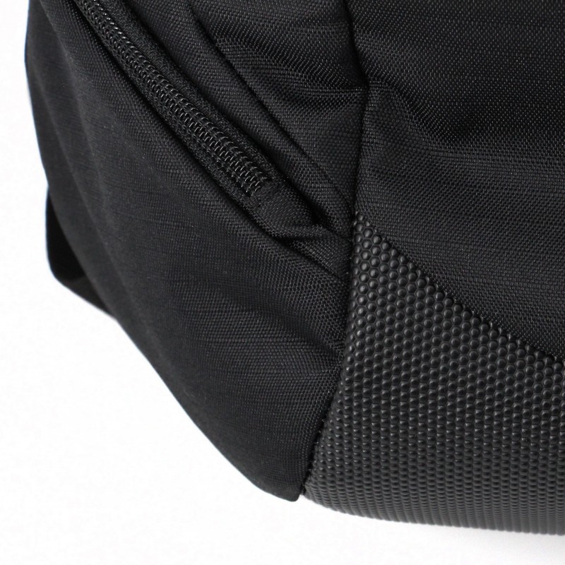 sac-de-soprt-adidas-adiacc090-noir