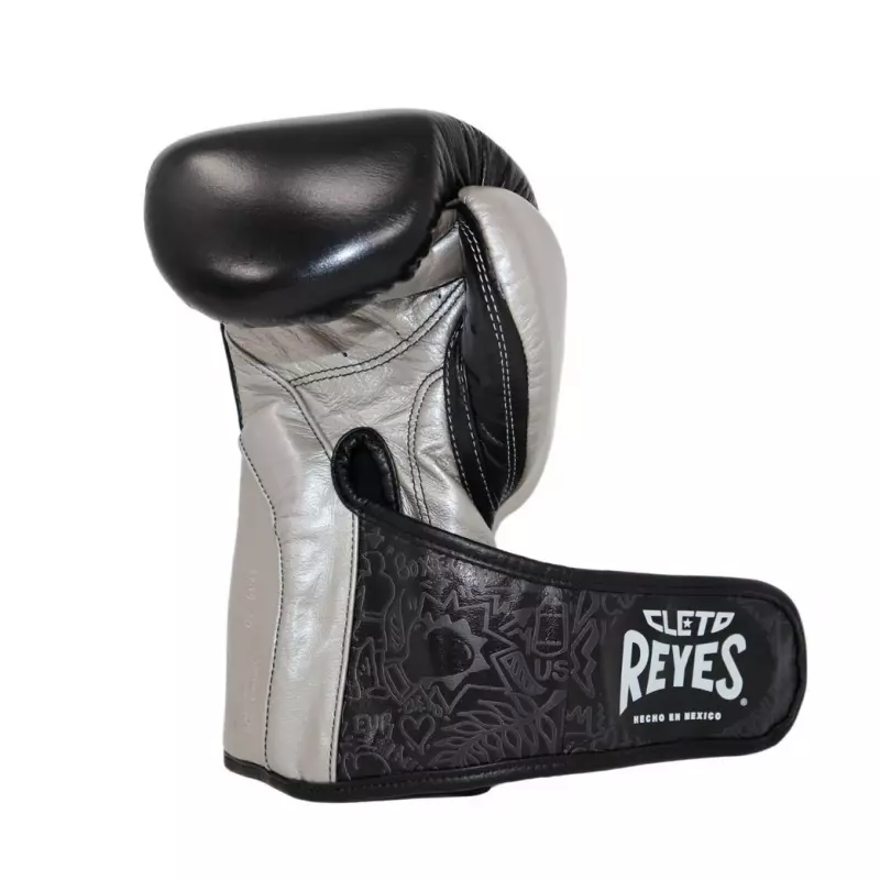 gant-de-boxe-anglaise-reyes-noir-argent