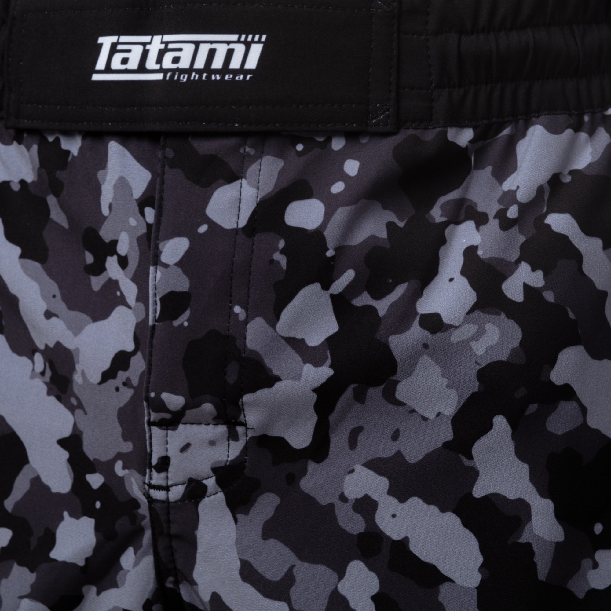 short-grappling-tatami-recharge-camo