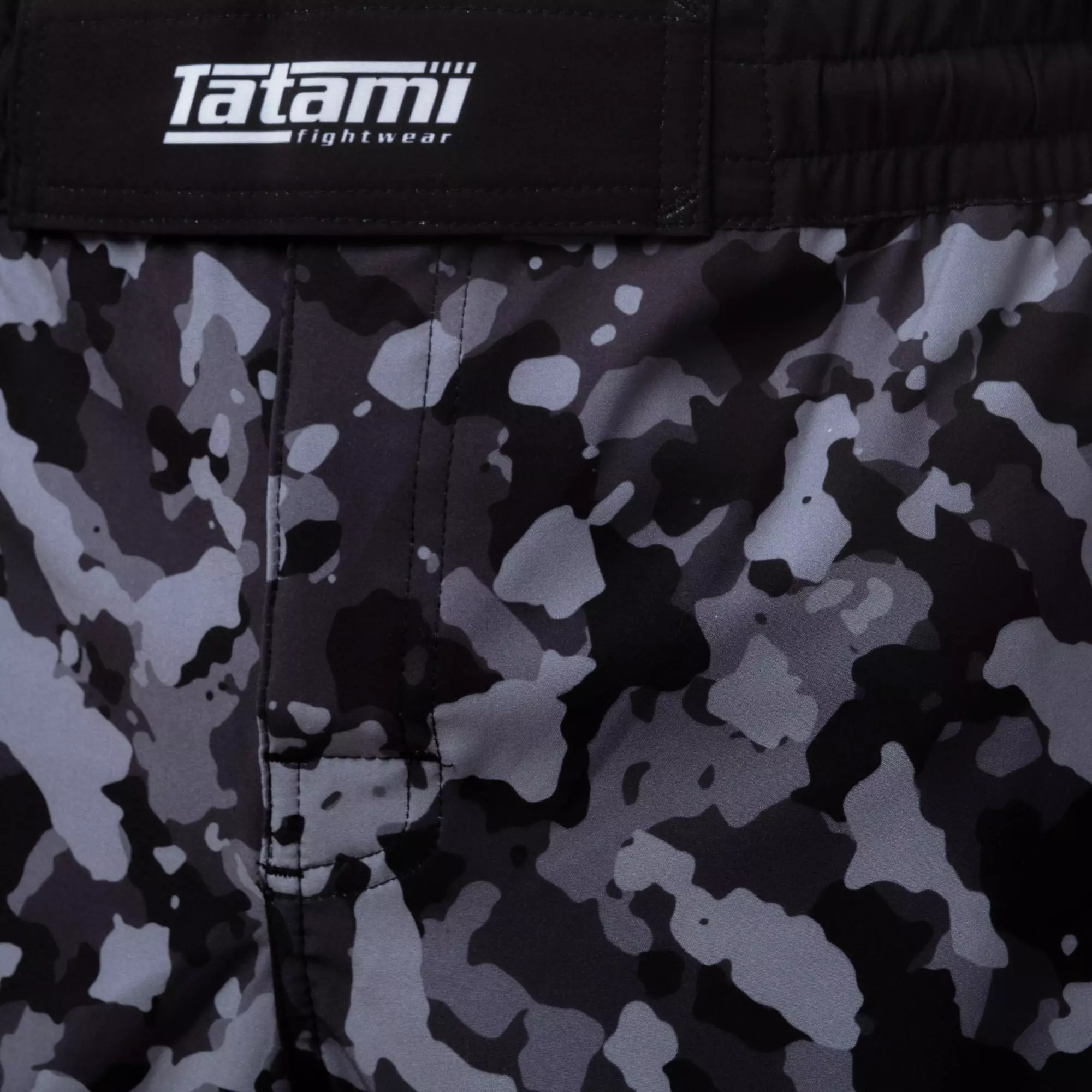 short-grappling-tatami-recharge-camo