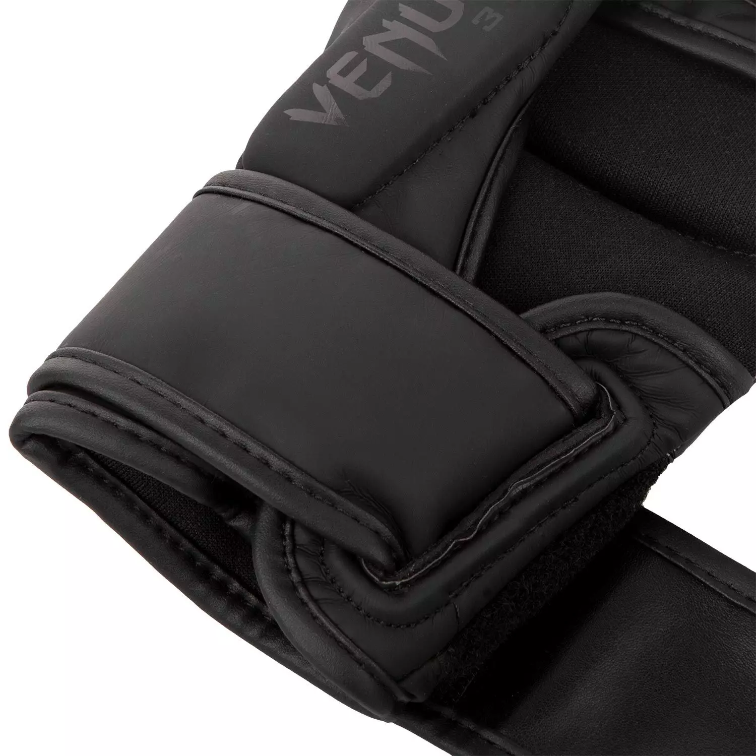 gants-de-sparring-challenger-venum-noir