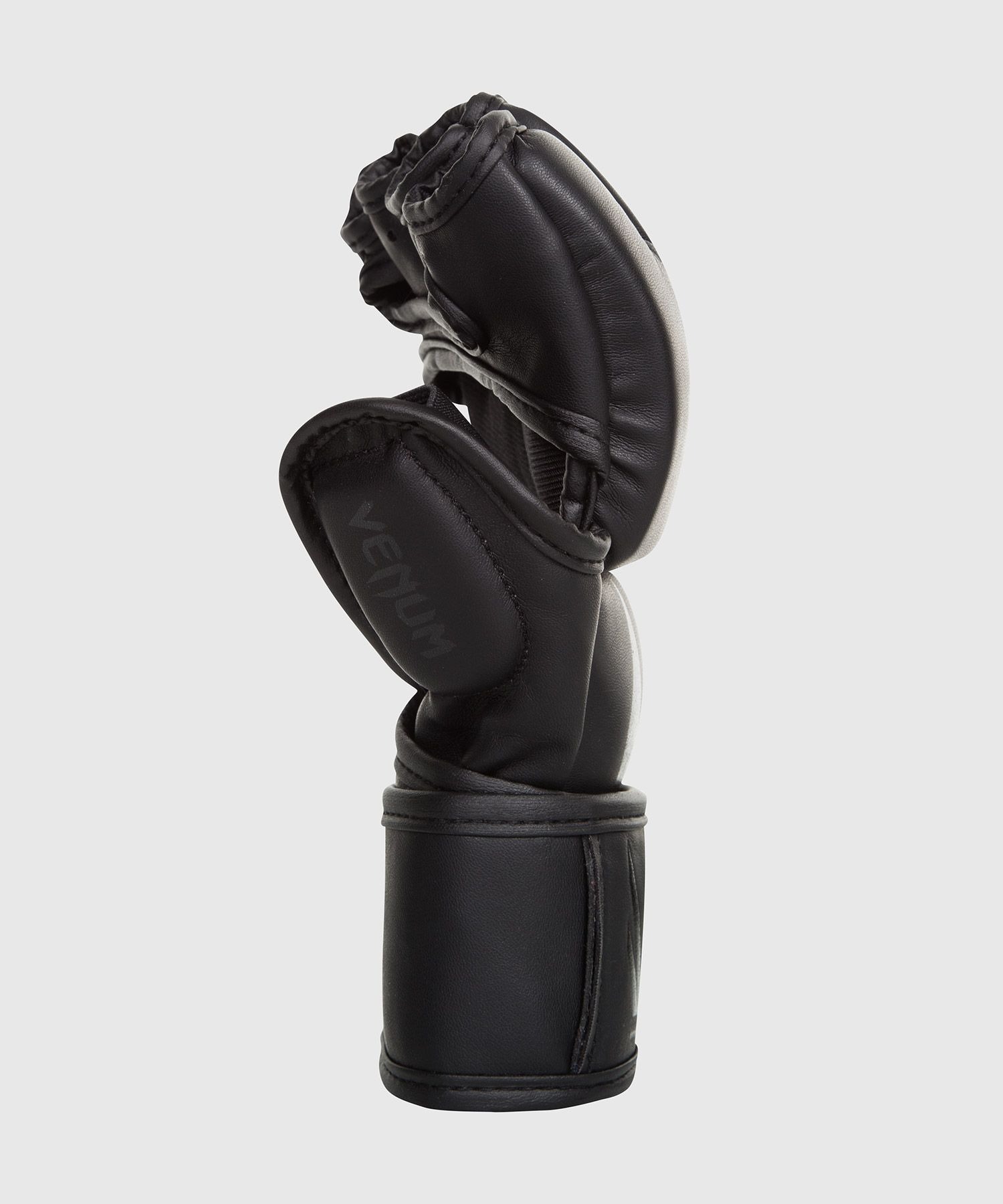 gants-mma-challenger-venum-noir