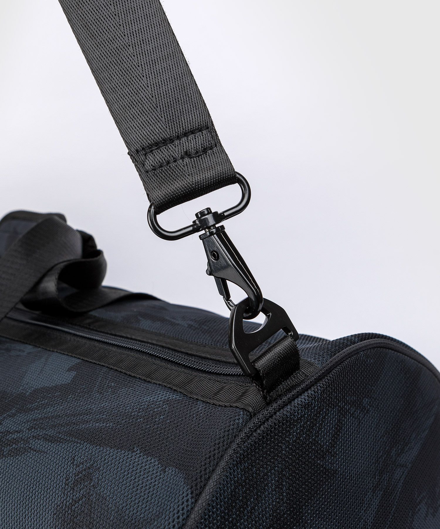 sac-de-sport-boxe-noir-venum-electron