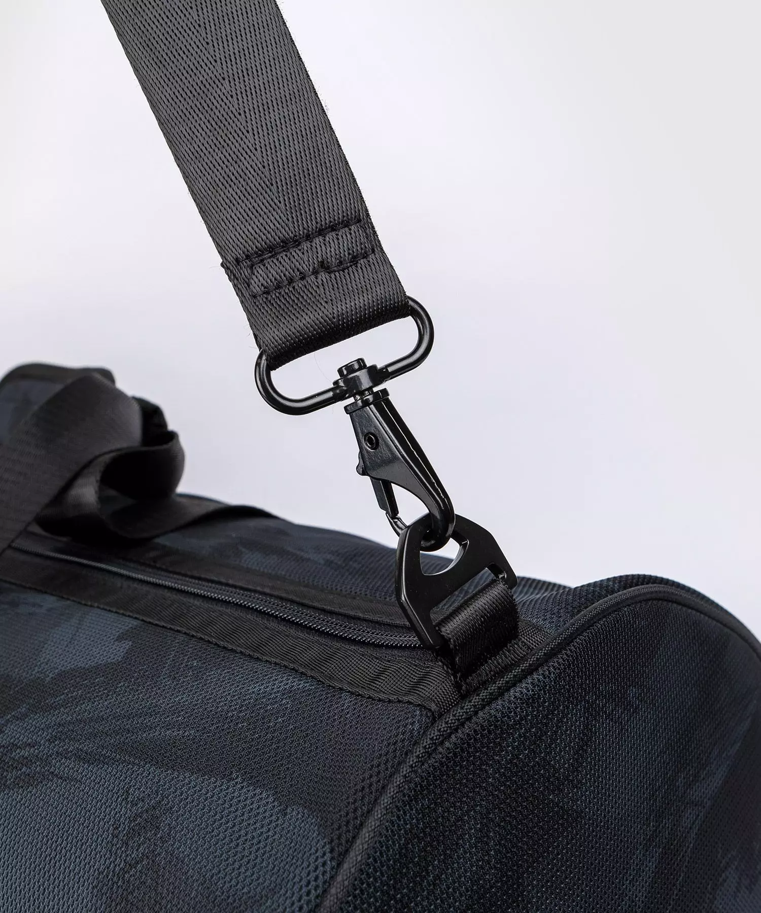 sac-de-sport-boxe-noir-venum-electron