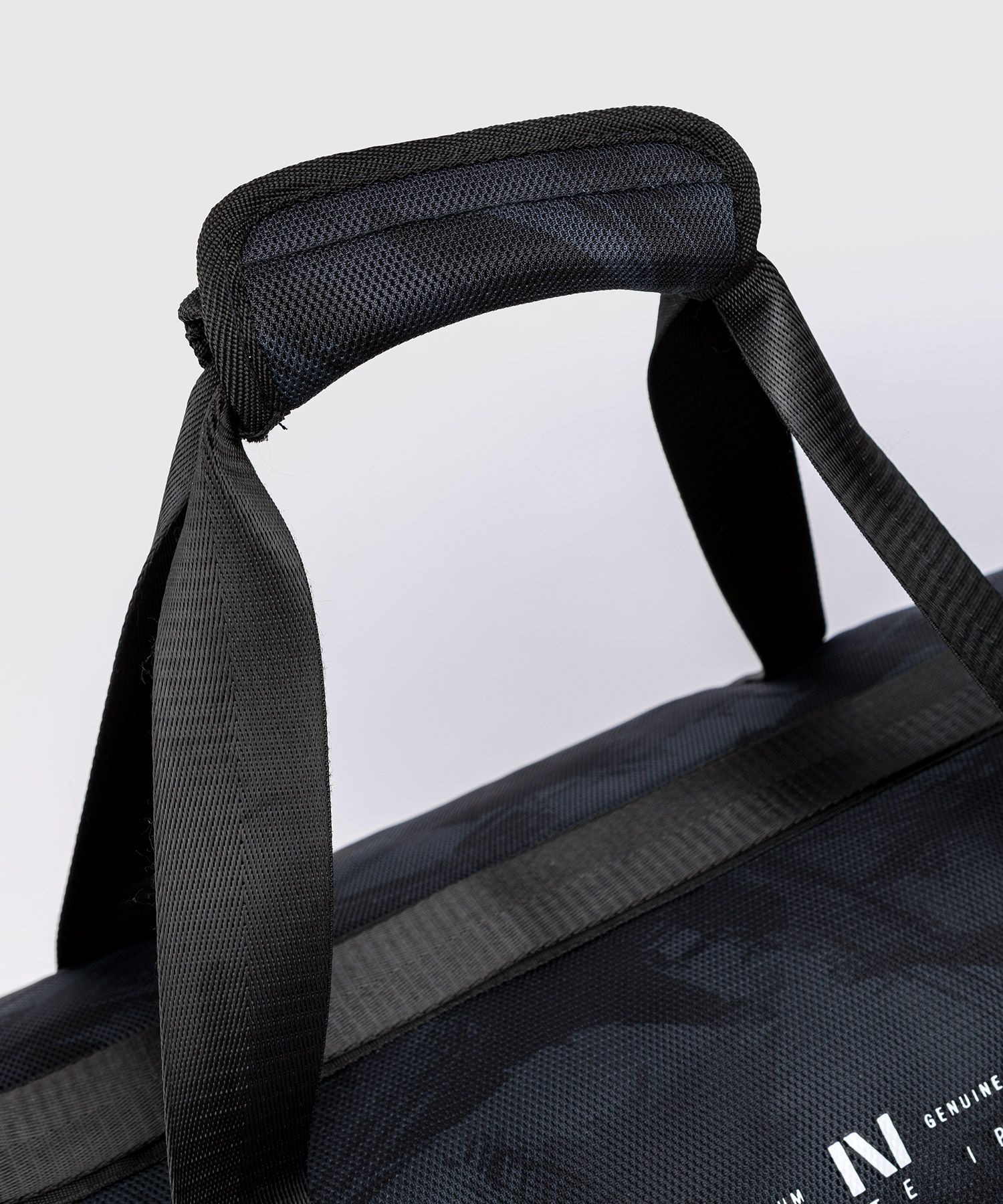 sac-de-sport-boxe-venum-electron-noir