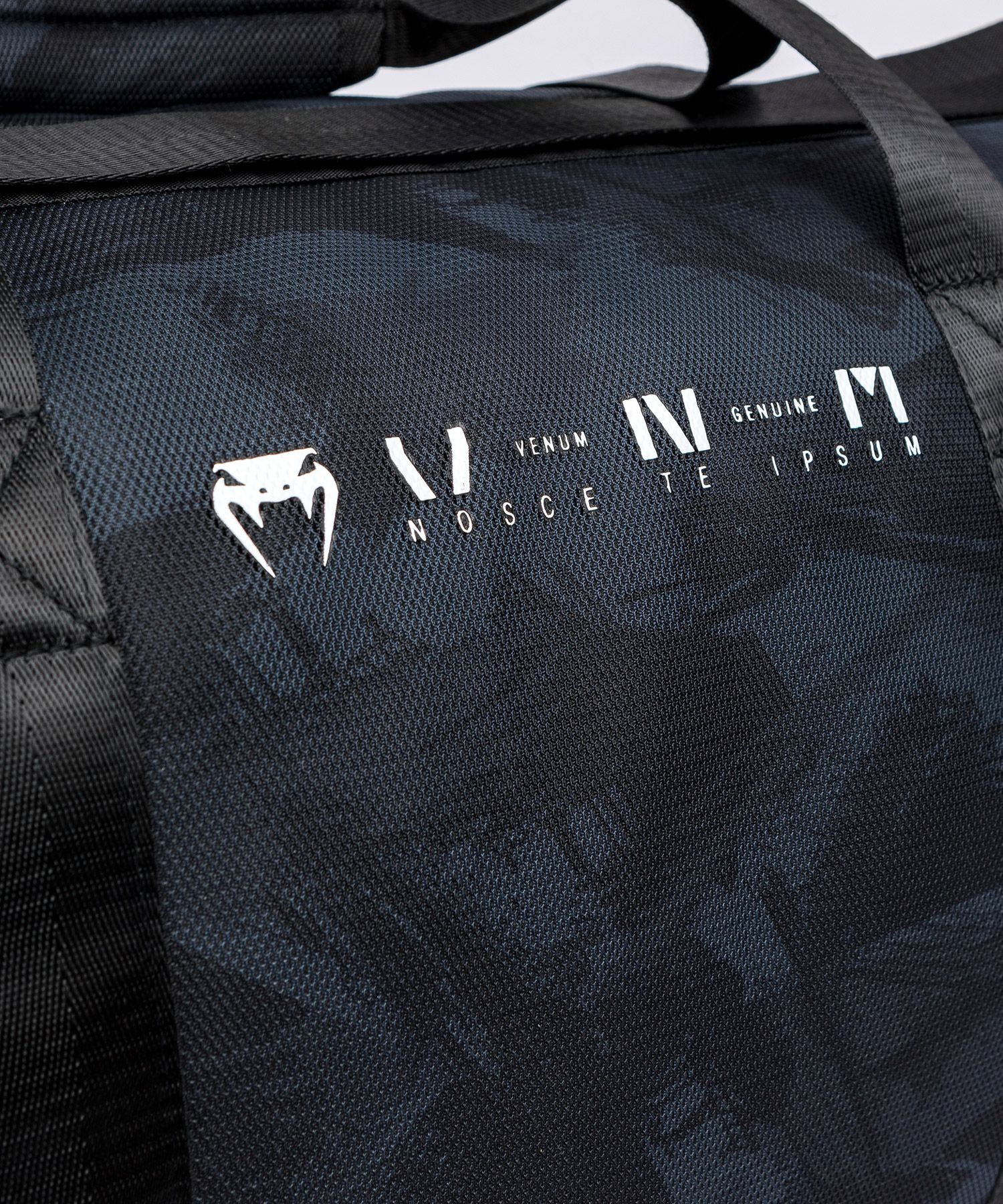 sac-de-sport-venum-noir-electron