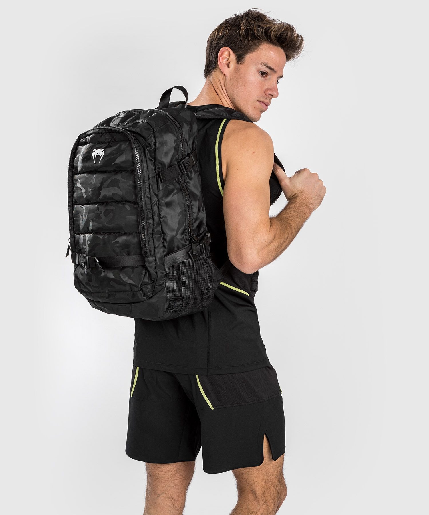 sac-a-dos-de-sport-challenger-venum-dark-noir-dark-camo