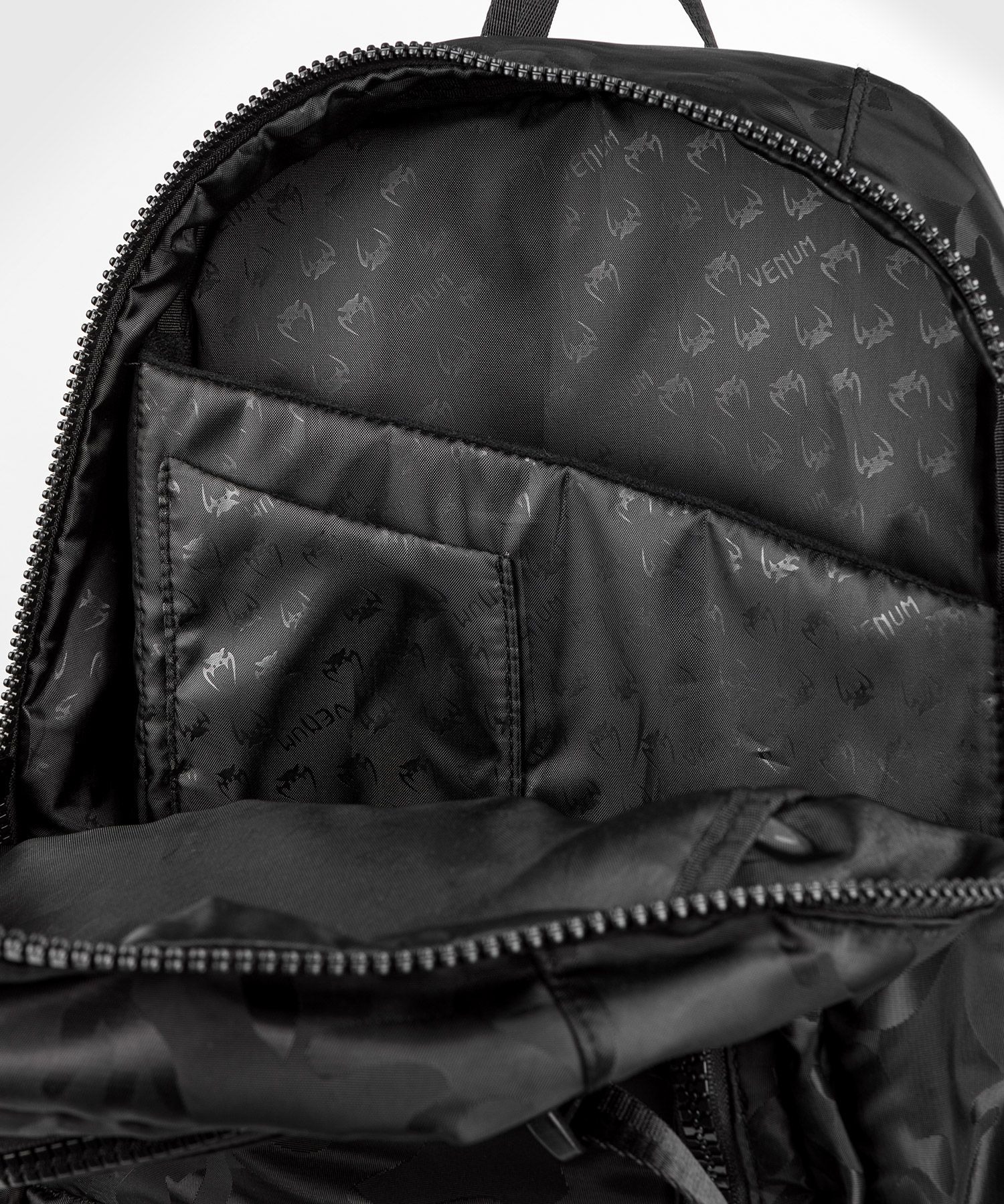 sac-venum-challenger-dark-noir-dark-camo