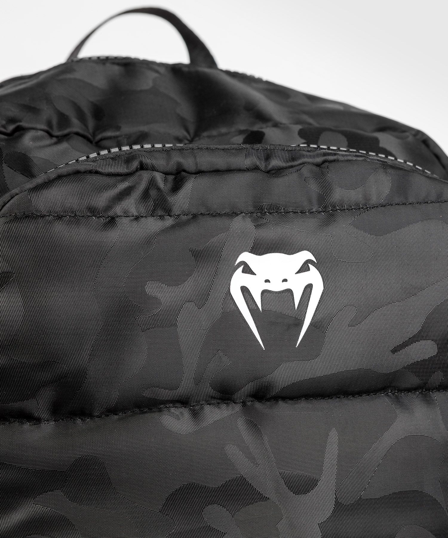 sac-a-dos-challenger-venum-dark-noir-camo