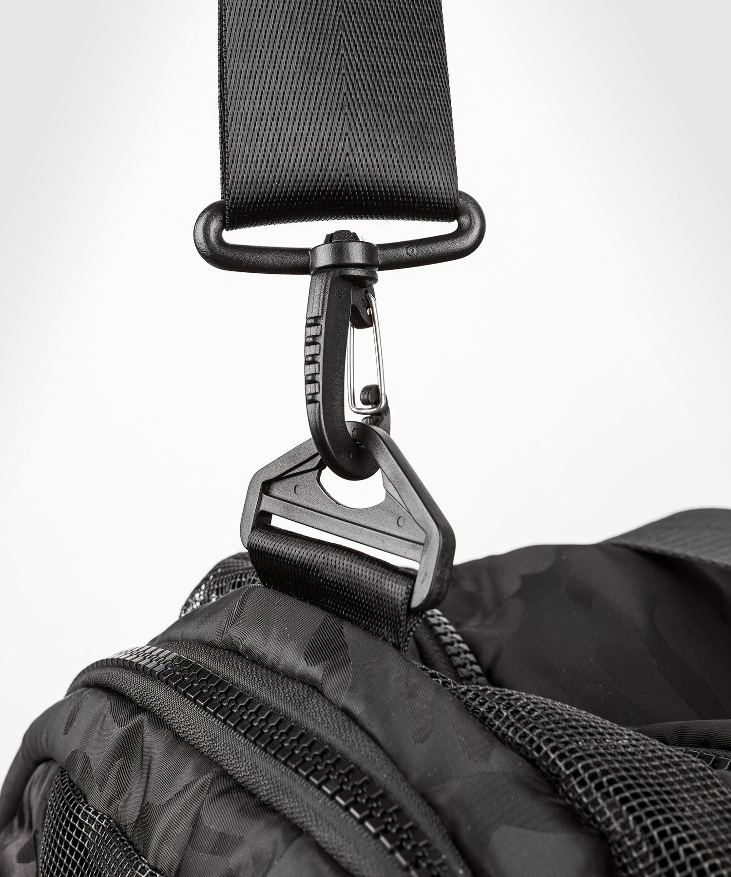 sac-de-sport-trainer-venum-lite-dark-camo