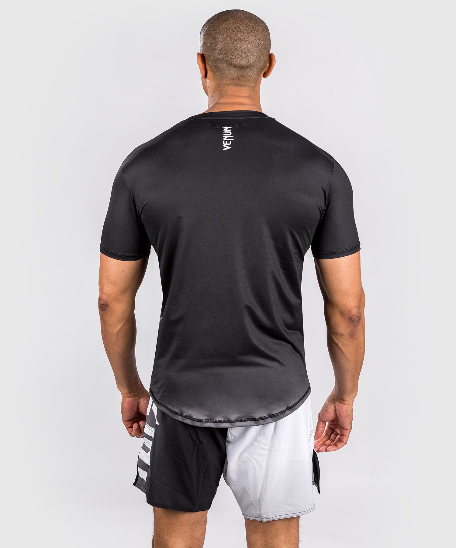t-shirt-ares-dry-tech-venum-noir