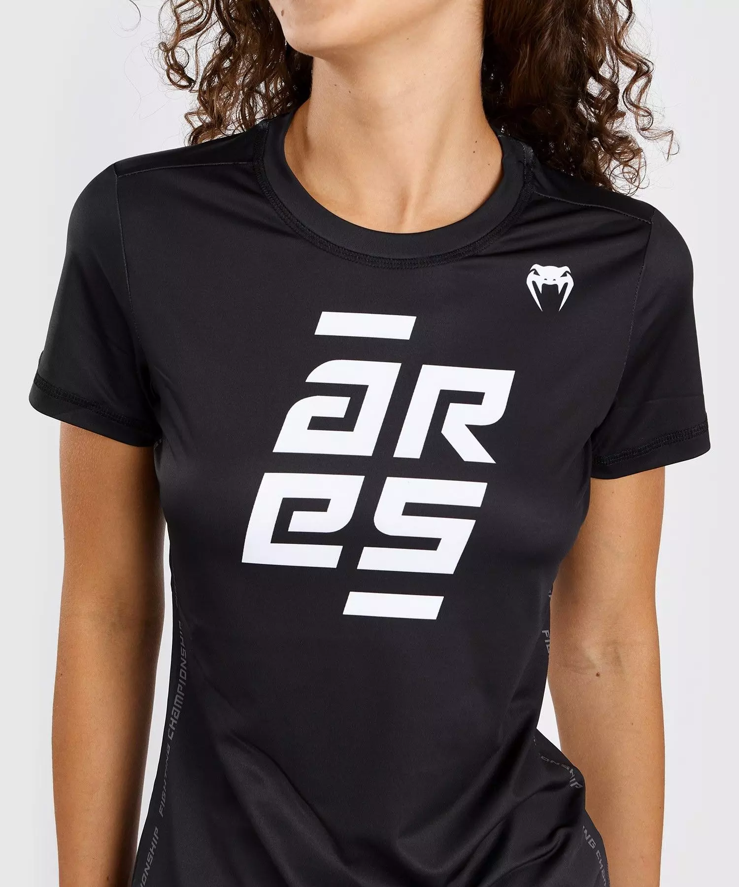 t-shirt-ares-dry-tech-venum-noir-femme
