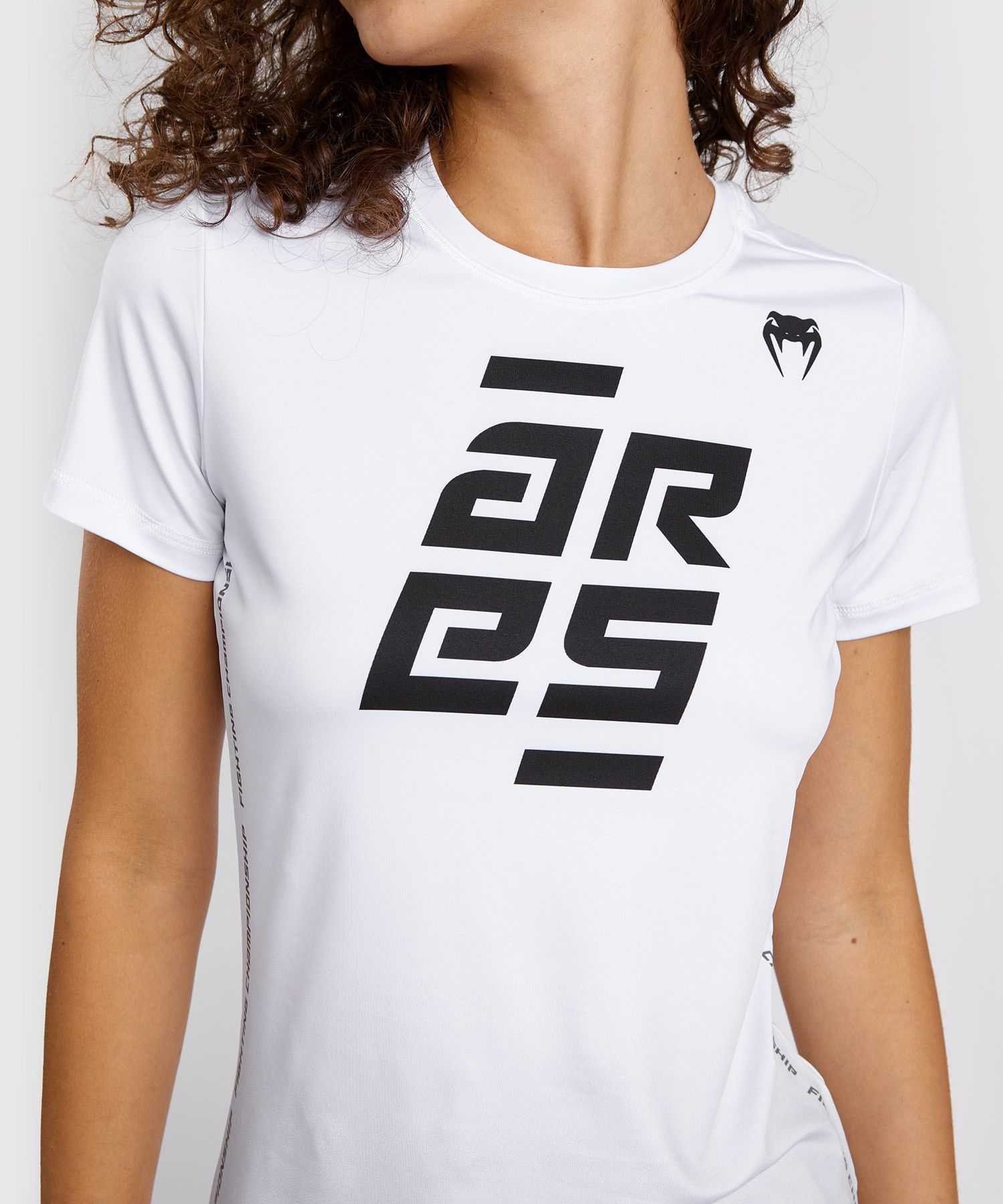 t-shirt-technique-venum-ares-blanc-femme
