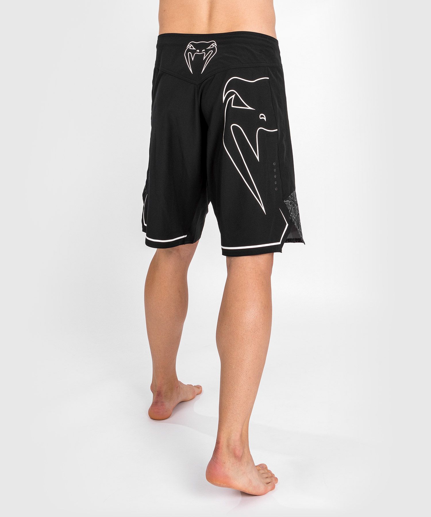 fightshort-de-mma-venum-light-noir