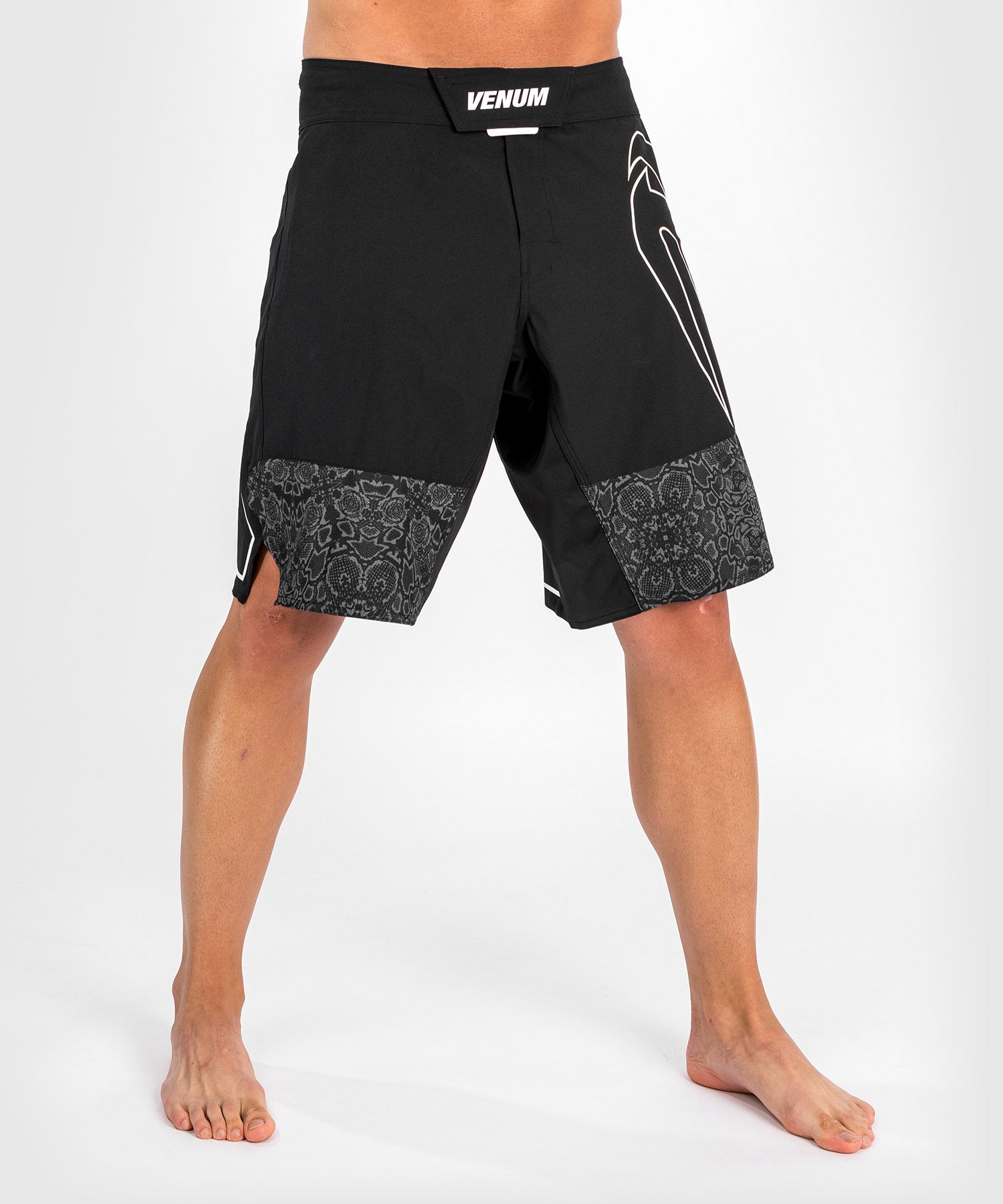 short-mma-venum-light
