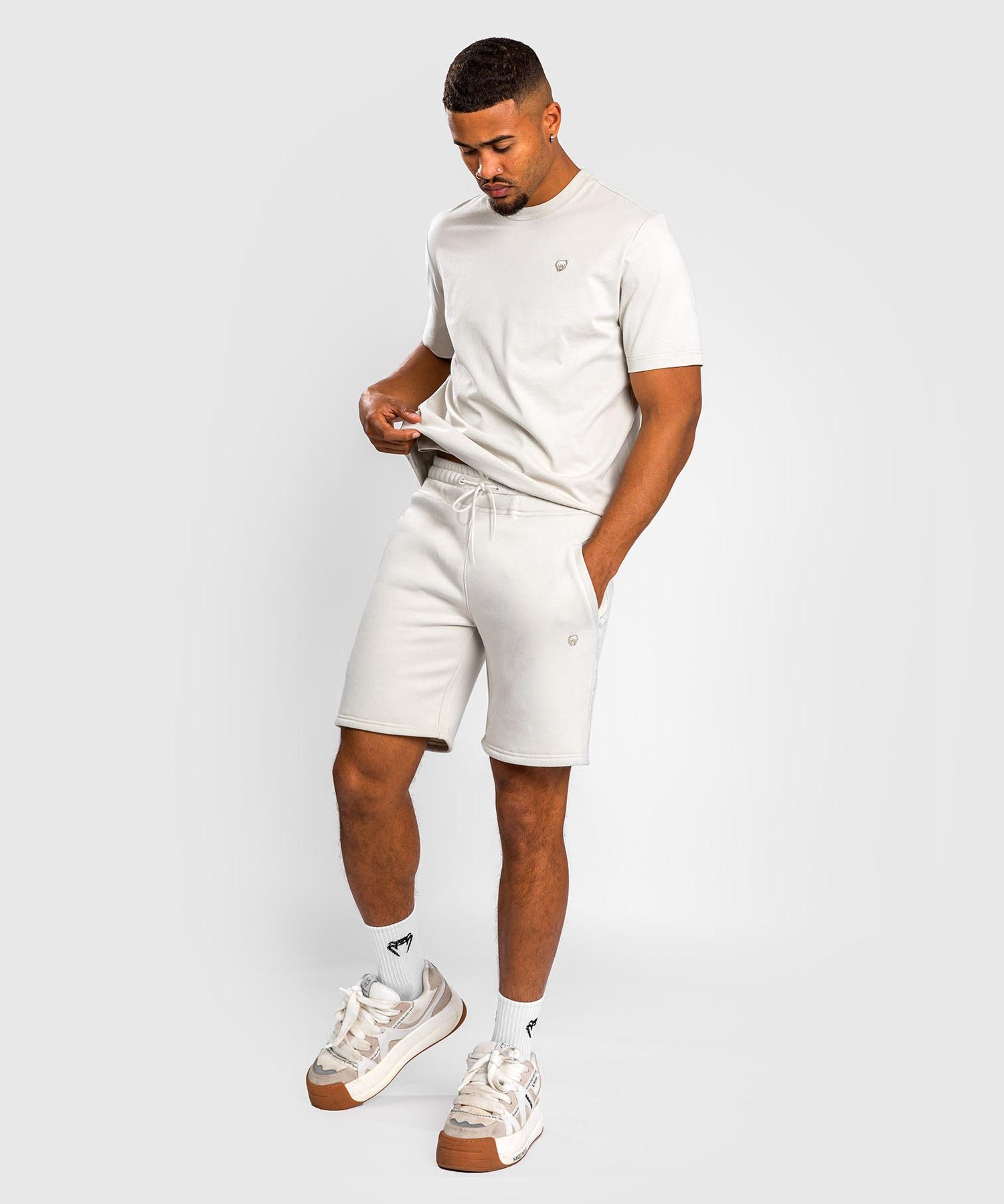 short-venum-silent-power-beige