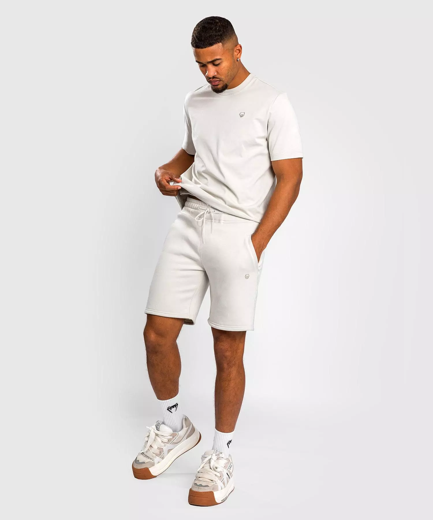 short-venum-silent-power-beige
