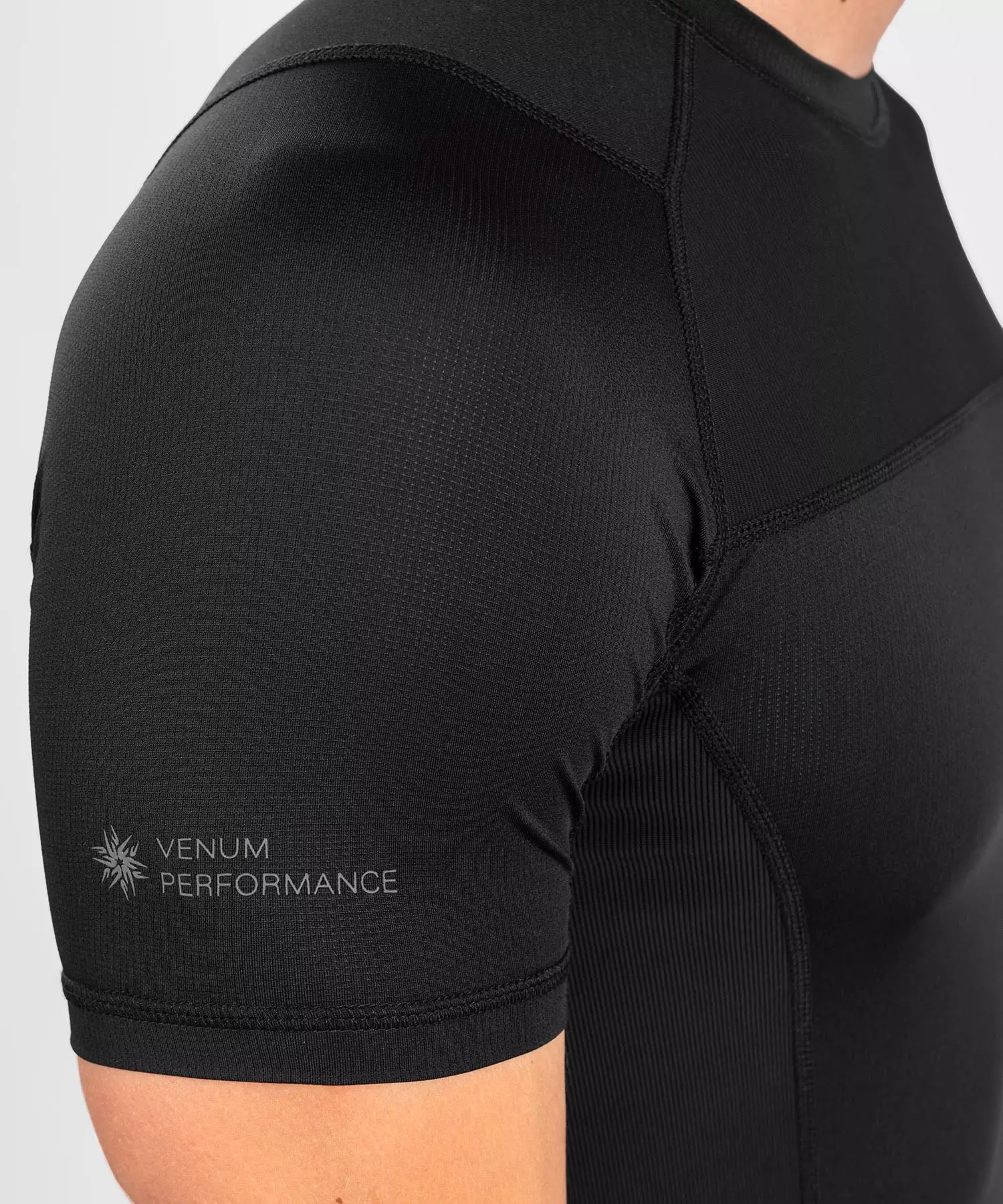 rashguard-venum-g-fit-air-noir-homme