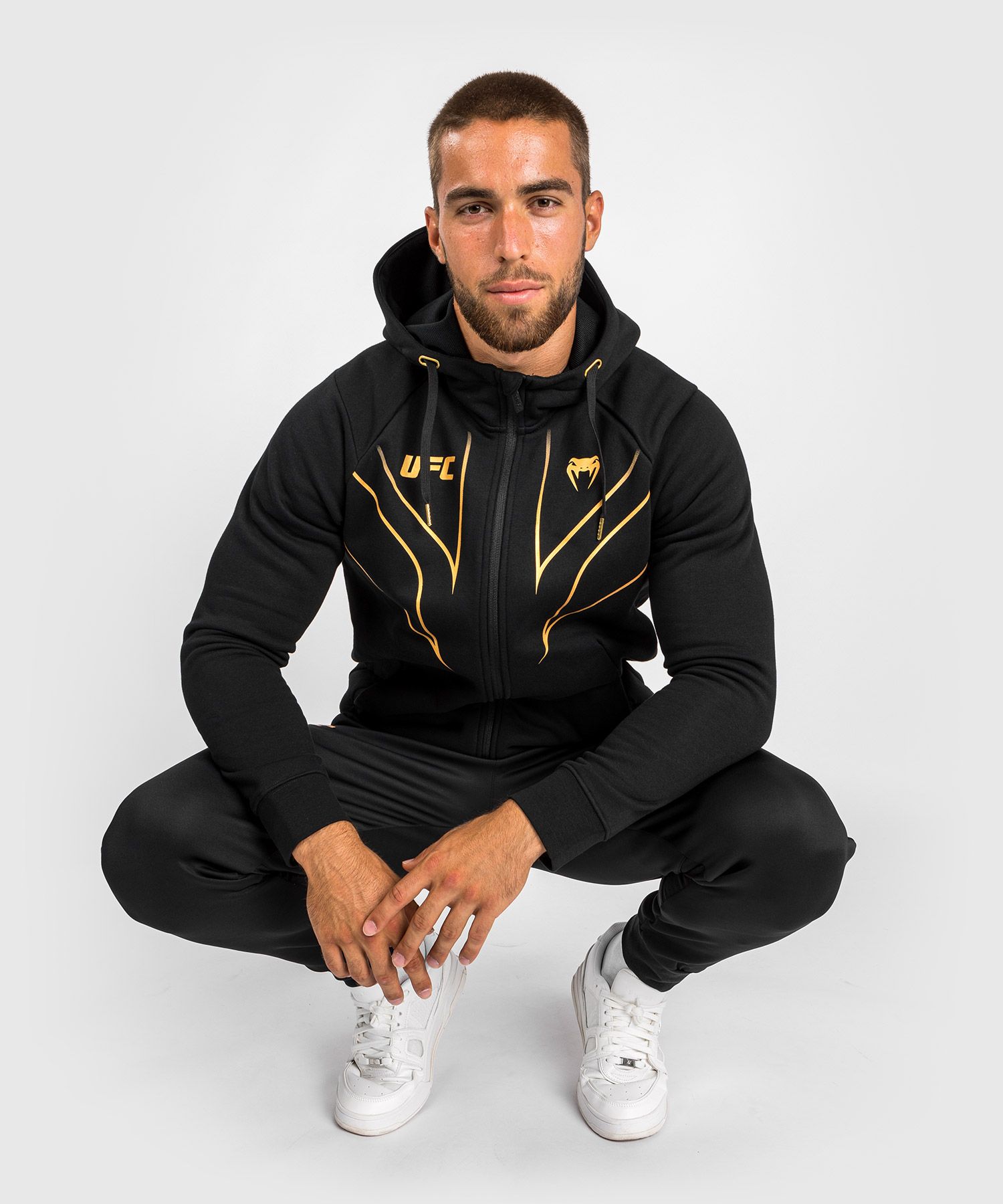 sweat-venum-ufc-zippe-a-capuche-noir