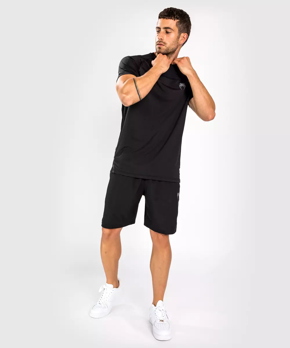 t-shirt-homme-venum-dry-tech-noir