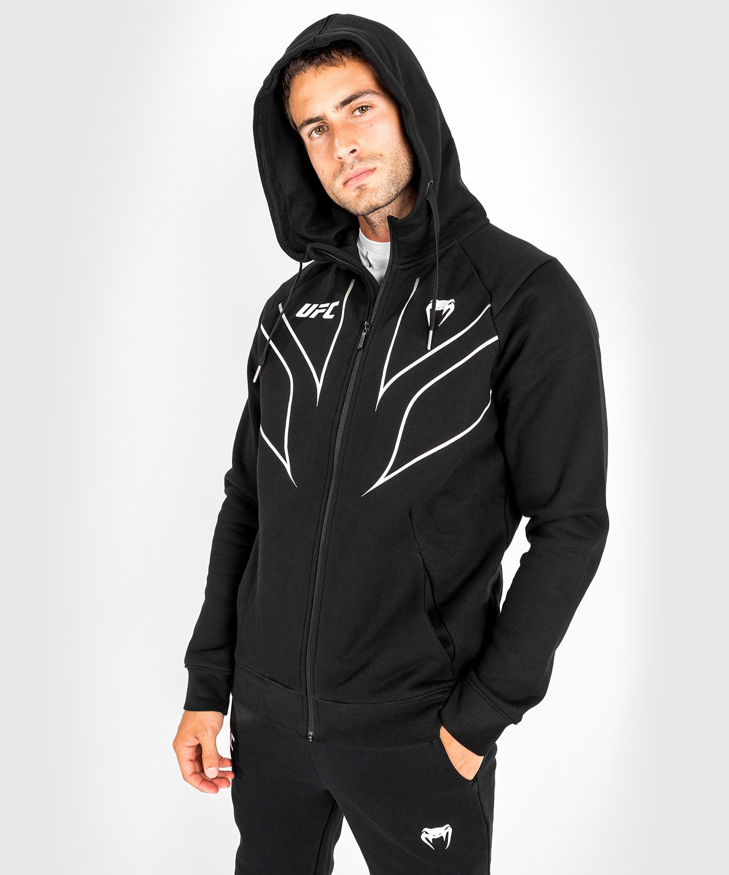 sweat-ufc-venum-zippe-a-capuche-noir-blanc